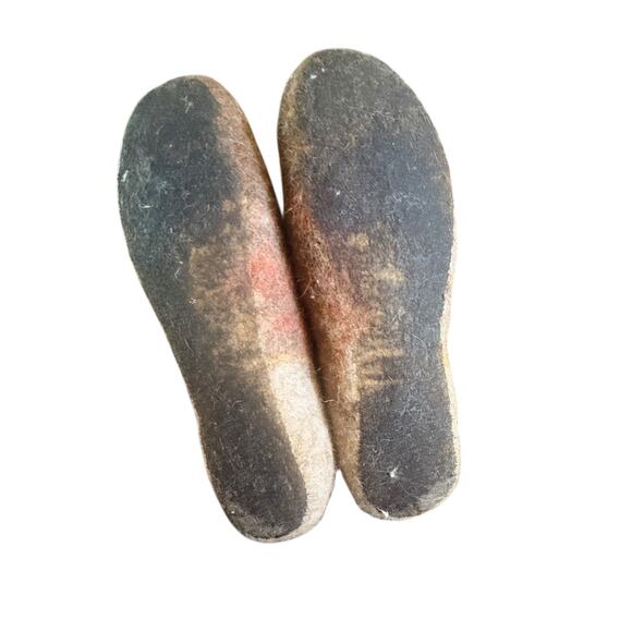 Jurga Felt Life Brown Beige Wool Felt & Organic Upper Latex Bottom Cat Slippers - Picture 11 of 16